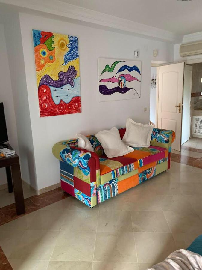 Chalet Con Piscina A 50 M De La Playa . มาร์เบยา ภายนอก รูปภาพ