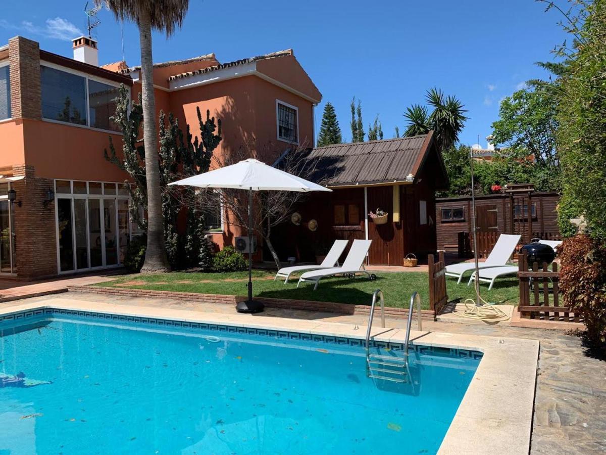 Chalet Con Piscina A 50 M De La Playa . มาร์เบยา ภายนอก รูปภาพ